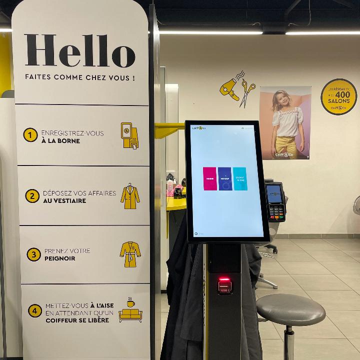 Borne d'accueil Coiff&Co