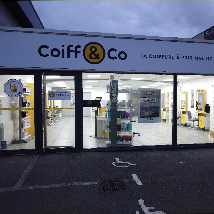 Exterieur avec parking gratuit