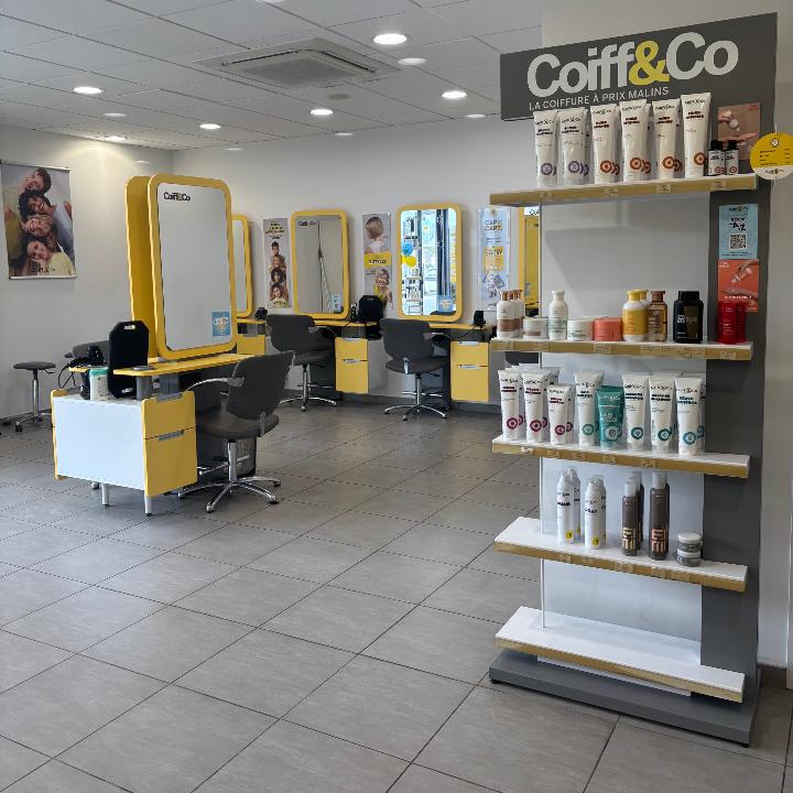 Espace coiffage et point de vente